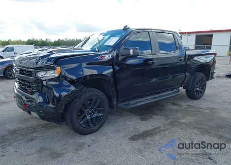 2024 Chevrolet Silverado 1500 4Wd Short Bed Lt Trail Boss z USA, uszkodzony, nr VIN 3GCUDFED6RG443282